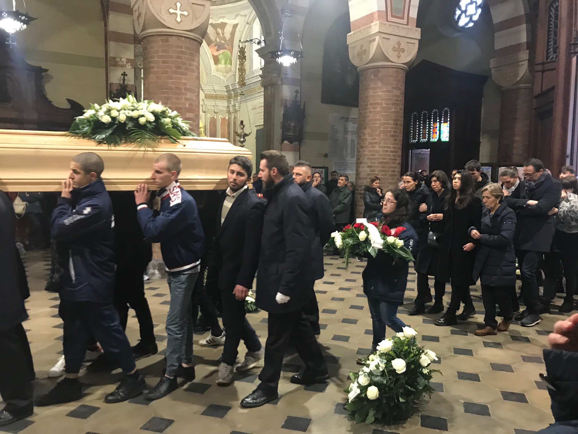 Crema News - Lettere d'addio per Alessandro, l'amico che non c'è più