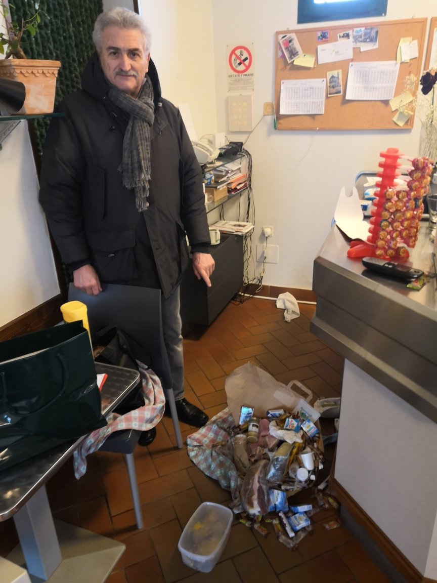 Crema News - Due furti nella notte, vittime pizzeria e centro tennis